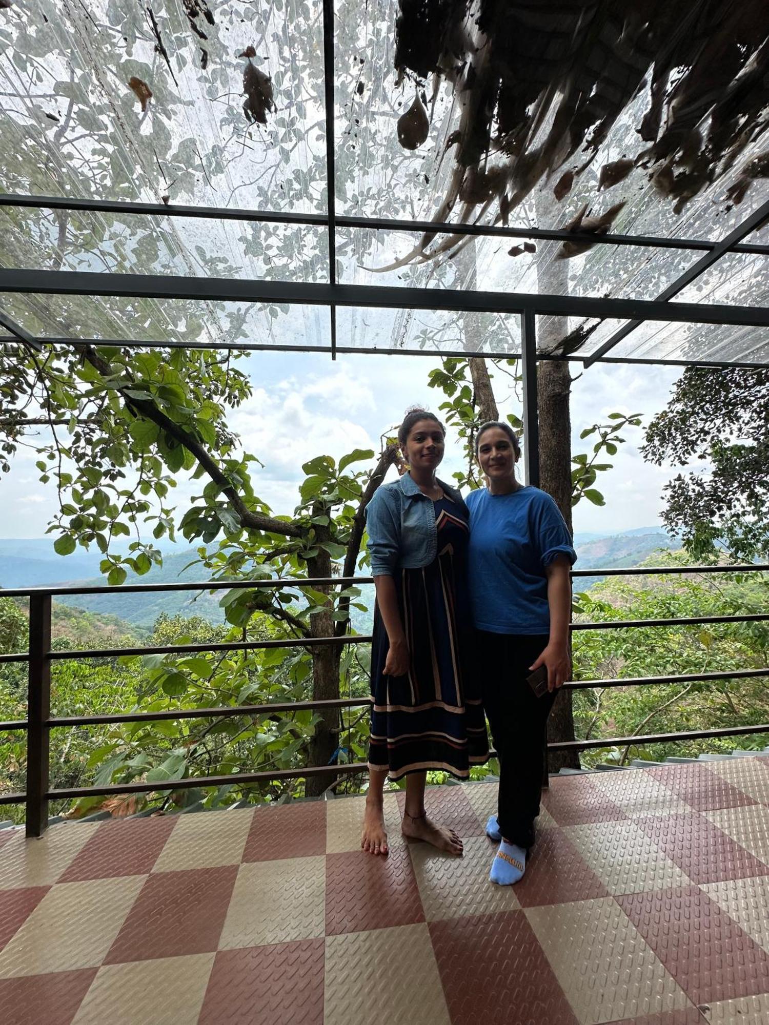 Sunset Valley Kerala Pool Resort - Serene Natural Forest Cottage Stay In Idukki With Sunrise & Sunset Panoramas, Natural Streams & Tranquil Summer Evenings Pirmed Ngoại thất bức ảnh