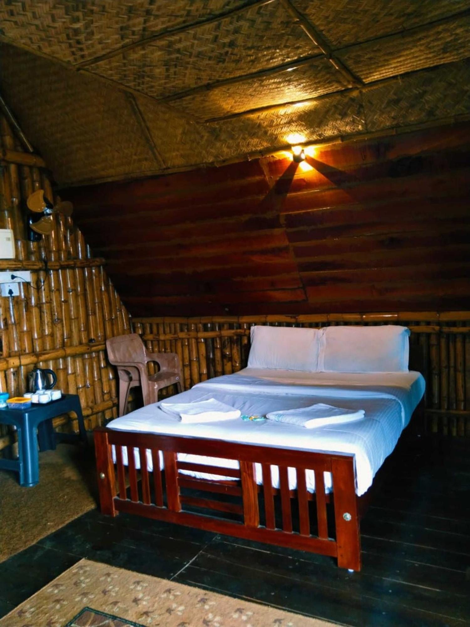 Sunset Valley Kerala Pool Resort - Serene Natural Forest Cottage Stay In Idukki With Sunrise & Sunset Panoramas, Natural Streams & Tranquil Summer Evenings Pirmed Ngoại thất bức ảnh