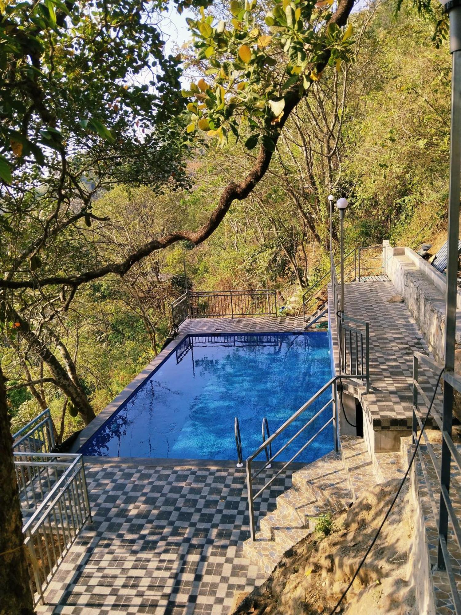 Sunset Valley Kerala Pool Resort - Serene Natural Forest Cottage Stay In Idukki With Sunrise & Sunset Panoramas, Natural Streams & Tranquil Summer Evenings Pirmed Ngoại thất bức ảnh