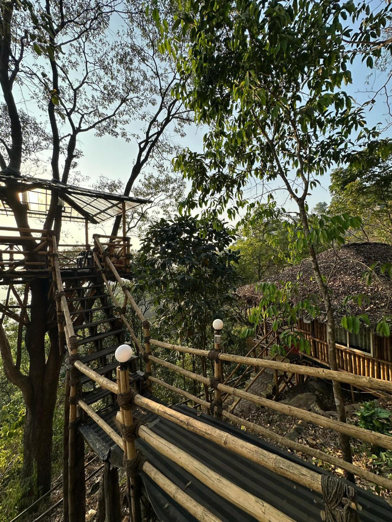 Sunset Valley Kerala Pool Resort - Serene Natural Forest Cottage Stay In Idukki With Sunrise & Sunset Panoramas, Natural Streams & Tranquil Summer Evenings Pirmed Ngoại thất bức ảnh