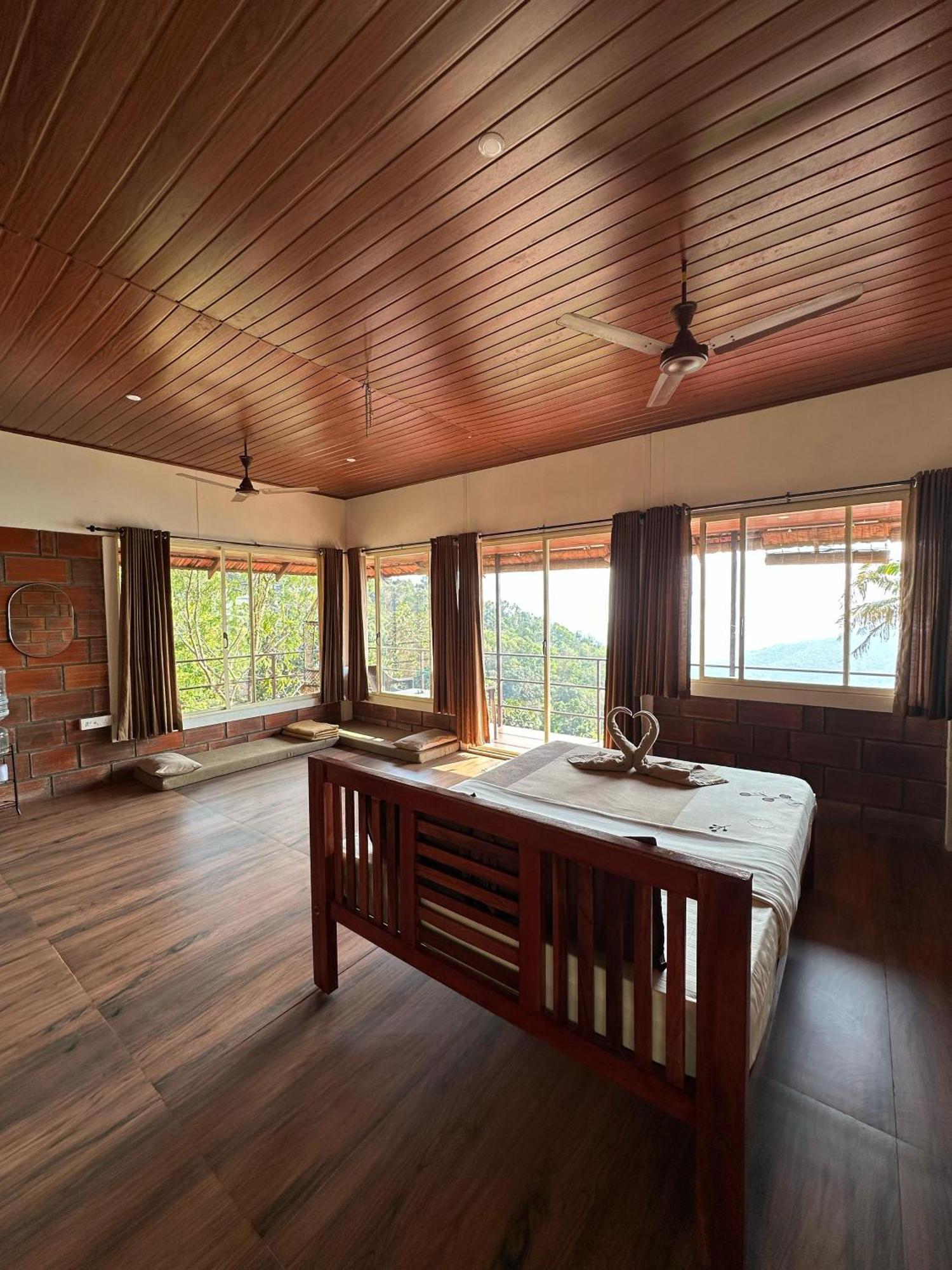 Sunset Valley Kerala Pool Resort - Serene Natural Forest Cottage Stay In Idukki With Sunrise & Sunset Panoramas, Natural Streams & Tranquil Summer Evenings Pirmed Ngoại thất bức ảnh